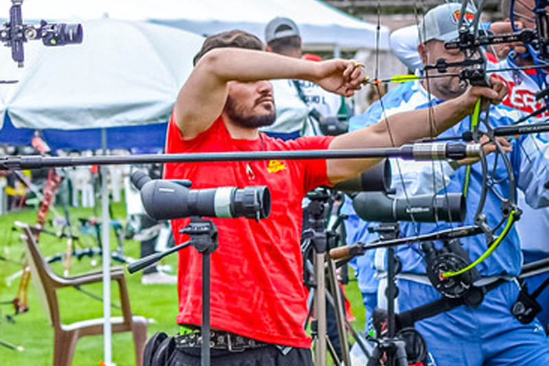 Teodor VLAD, record național la arc compound